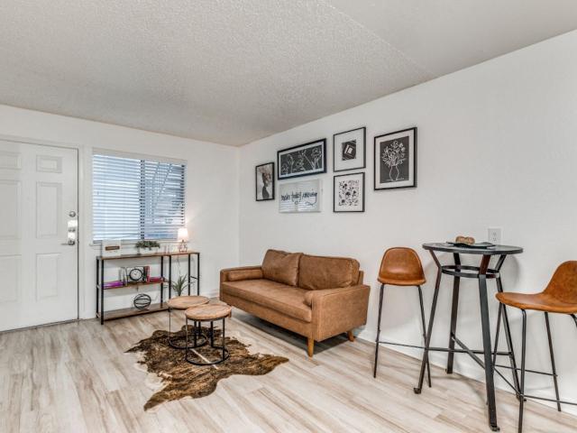 1 BR, 1 BA Apartment 5709 E. Belknap Street Unit 2051, Haltom City, TX 76117
