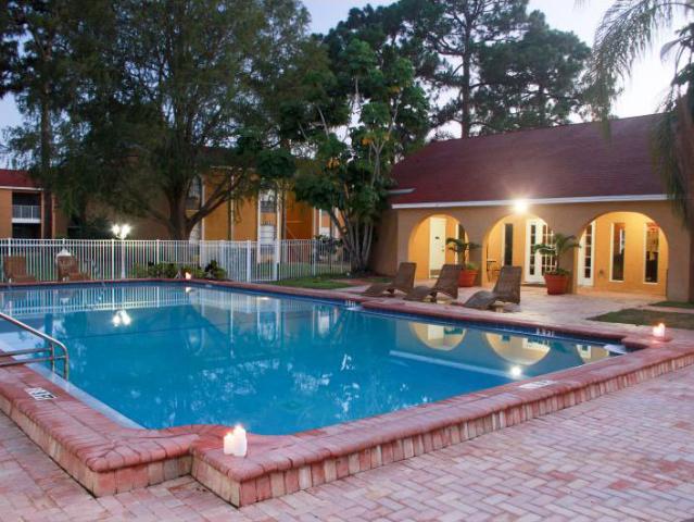 1 BR, 1 BA Apartment 5719 Granada Dr Unit 294, Sarasota, FL 34231