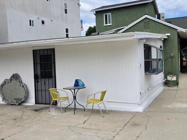0 BR, 1 BA Apartment 5723 Klump Ave, Unit 5723 1/2 Rear, Los Angeles, CA 91601