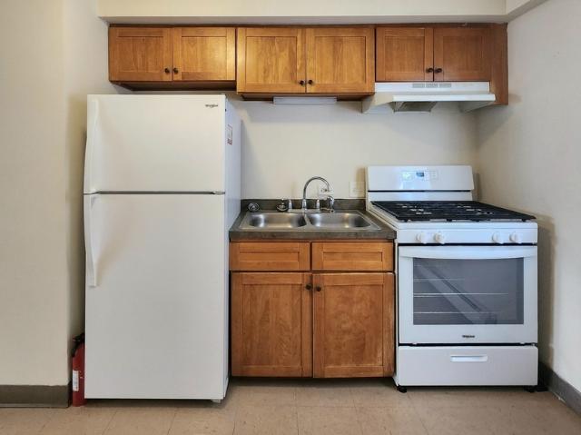 1 BR, 1 BA Apartment 5741 W 35th St, Cicero, IL 60804