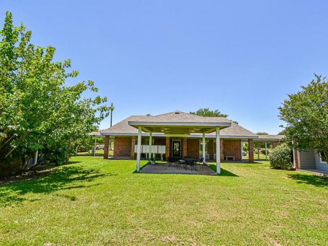 1 BR, 1 BA Apartment 576 Ellen Powell, Hempstead, TX 77445
