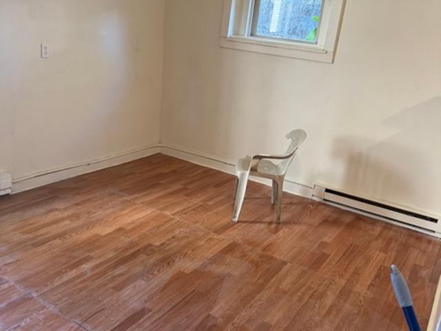 1 BR, 1 BA Apartment 57 Pemberton Street, Unit 1st Flr Rear, Waterbury, CT 06706