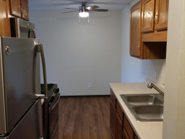1 BR, 1 BA Apartment 5809 County Road 101 Unit C210, Minnetonka, MN 55345