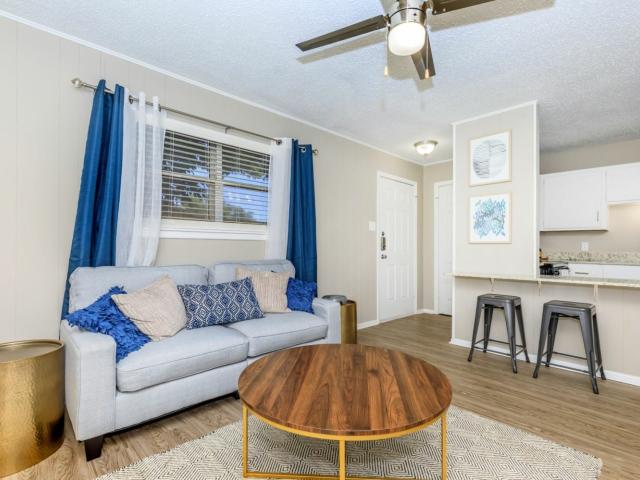 1 BR, 1 BA Apartment 5817 22nd Street Unit 17A 59T, Lubbock, TX 79407