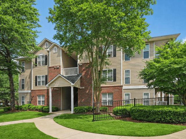 1 BR, 1 BA Apartment 5850 Hillandale Drive Unit 0313, Lithonia, GA 30058
