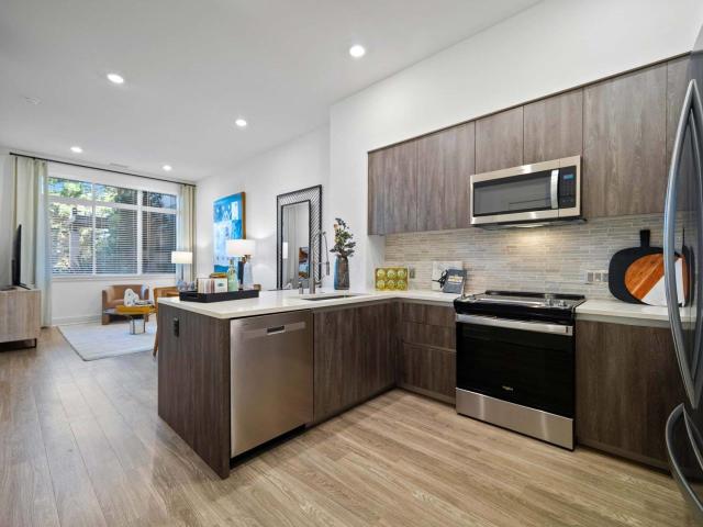 1 BR, 1 BA Apartment 585 S Winchester Blvd Unit 614, San Jose, CA 95128