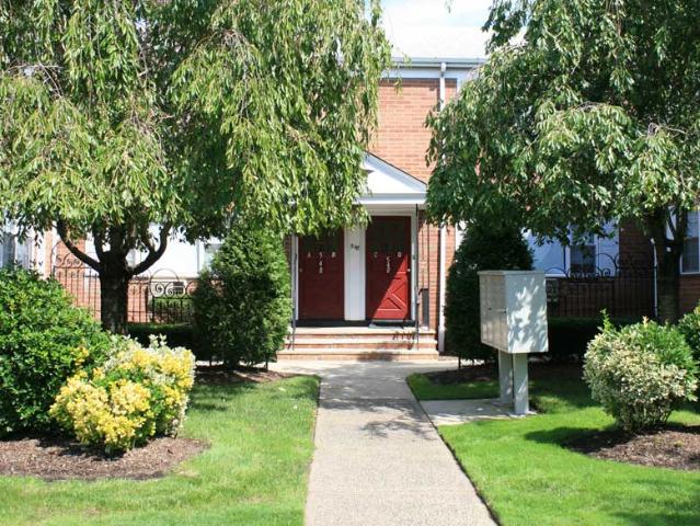 1 BR, 1 BA Apartment 586 Main Street Unit B, Hackensack, NJ 07601