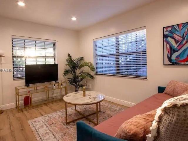 1 BR, 1 BA Apartment 5911 SW 5th Ter, MIAMI, FL 33144
