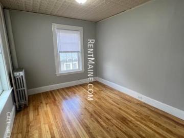 1 BR, 1 BA Apartment 591 Main St, Bangor, ME 04401