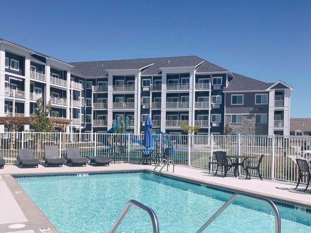 1 BR, 1 BA Apartment 595 88th Street Unit 204, West Des Moines, IA 50266