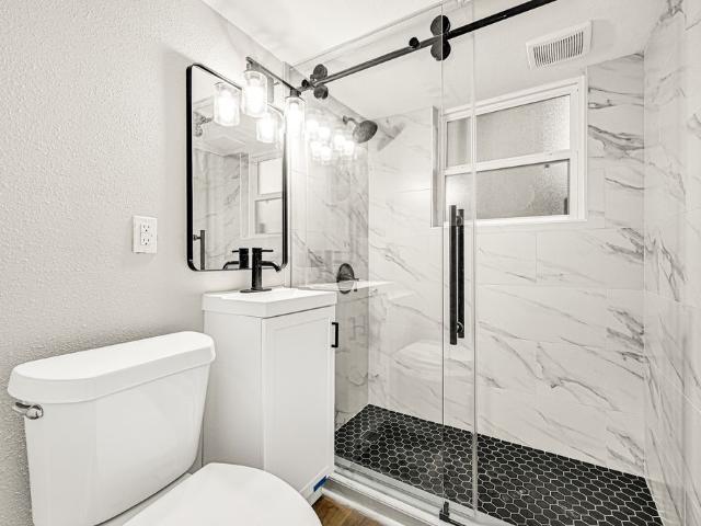 1 BR, 1 BA Apartment 5000 Pease Street, Houston, TX 77023