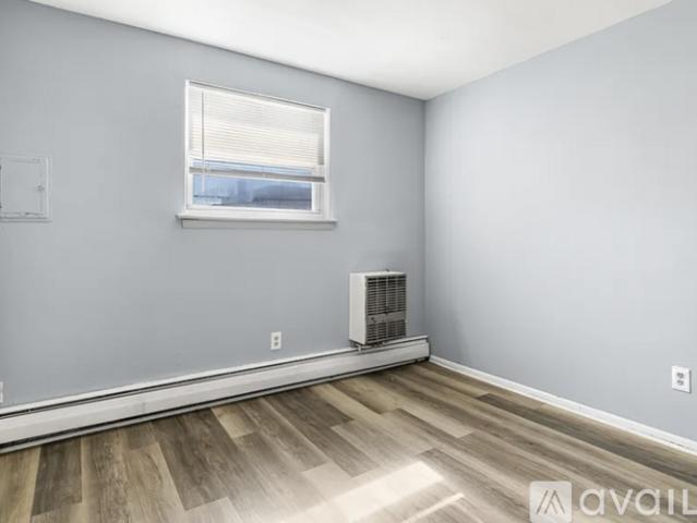 1 BR, 1 BA Apartment 501 N White Horse Pike, Unit 1BR, Magnolia, NJ 08049