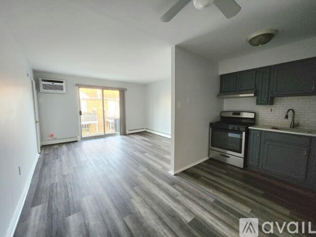 1 BR, 1 BA Apartment 501 N White Horse Pike, Unit B4, Magnolia, NJ 08049