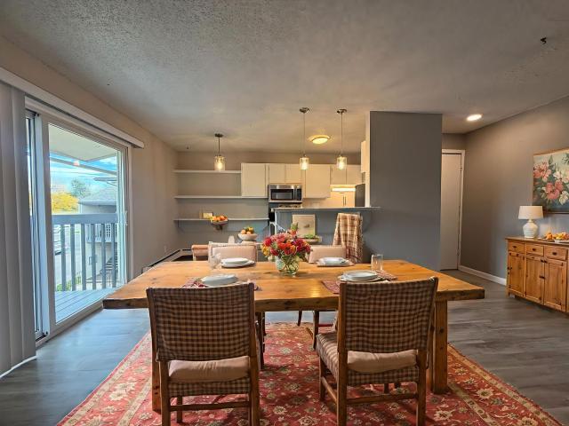 1 BR, 1 BA Apartment 5042 El Camino Dr, Colorado Springs, CO 80918