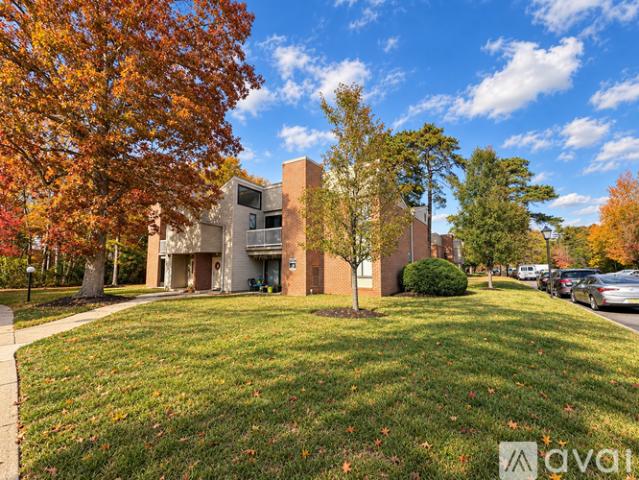 1 BR, 1 BA Apartment 504 Meadowbrook Dr, Unit 504, Hamilton, NJ 08330
