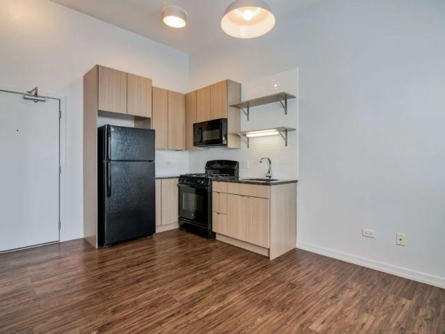 1 BR, 1 BA Apartment 5051 N. Kenmore Avenue, Chicago, IL 60640
