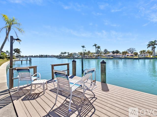 1 BR, 1 BA Apartment 505 Plaza Seville Ct, Unit 9, Treasure Island, FL 33706