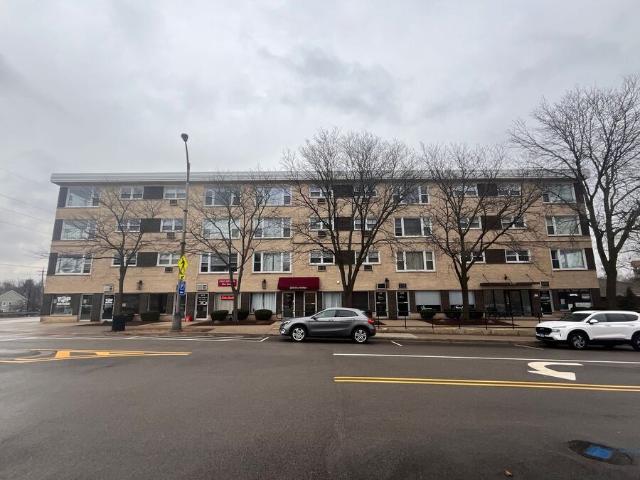 1 BR, 1 BA Apartment 5107 Washington Street, Downers Grove, IL 60515