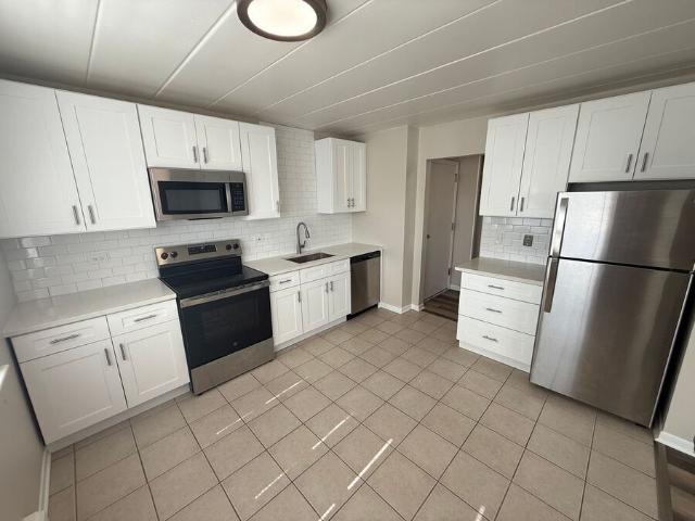 1 BR, 1 BA Apartment 5107 Washington Street, Downers Grove, IL 60515