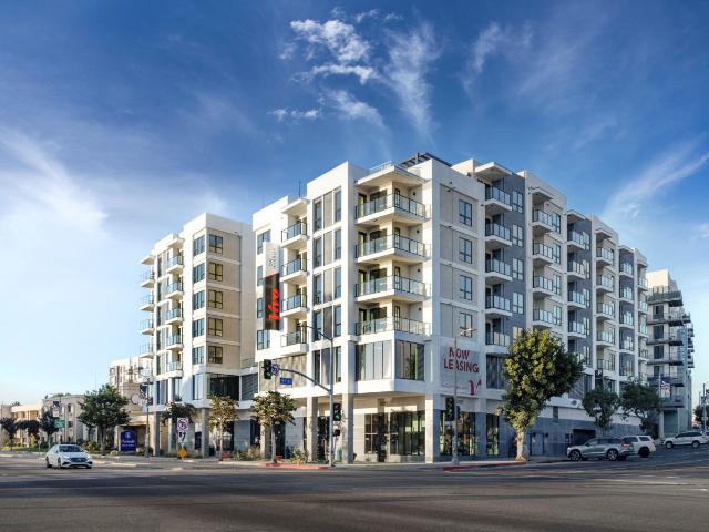 1 BR, 1 BA Apartment 511 South Harbor Boulevard Unit 819, San Pedro, CA 90731