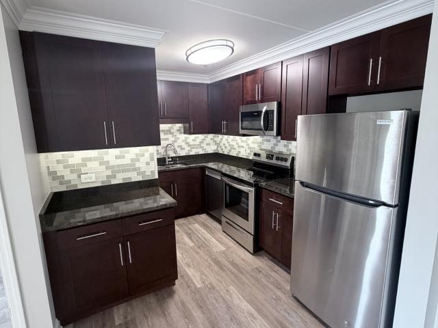 1 BR, 1 BA Apartment 5125 Blodgett Ave, Downers Grove, IL 60515