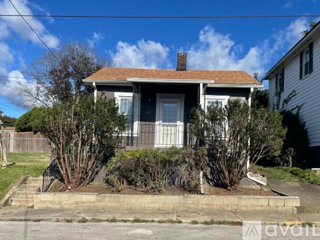 1 BR, 1 BA Apartment 512 Lacock Street, Rochester, PA 15074