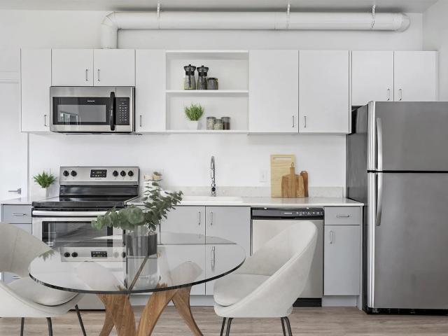 1 BR, 1 BA Apartment 5151 Southeast Holgate Boulevard Unit 311, Portland, OR 97206