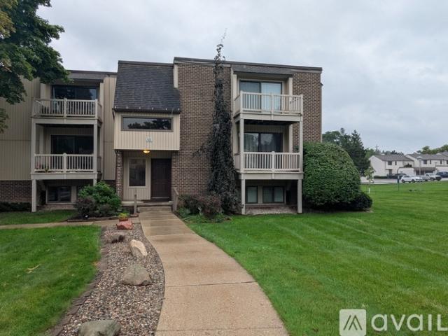 1 BR, 1 BA Apartment 523 Bainbridge Drive Unit 25, East Lansing, MI 48823