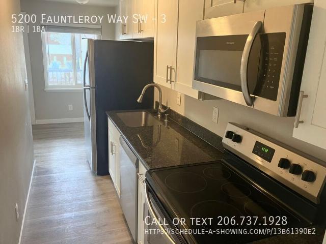 1 BR, 1 BA Apartment 5200 Fauntleroy Way SW, Seattle, WA 98136