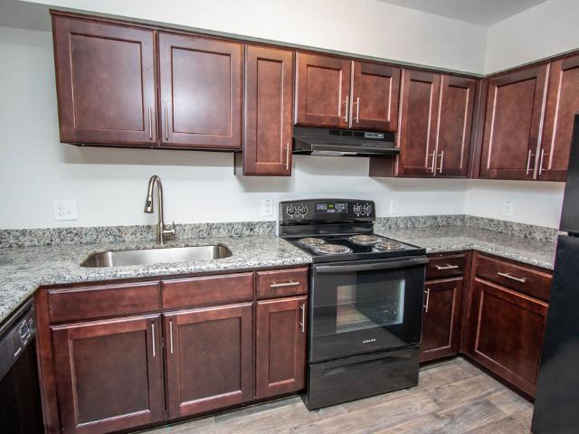 1 BR, 1 BA Apartment 520 Dowlen Road Unit 35, Beaumont, TX 77706