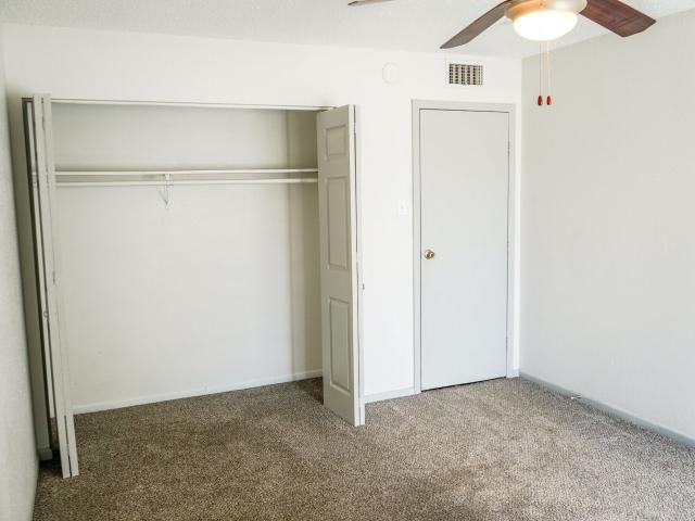 1 BR, 1 BA Apartment 520 Dowlen Road Unit 46, Beaumont, TX 77706