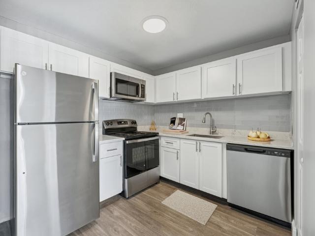 1 BR, 1 BA Apartment 520 Northeast 20th Street Unit 0906, Fort Lauderdale, FL 33305