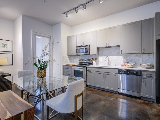 1 BR, 1 BA Apartment 5215 Belmont Avenue Unit 6202, Dallas, TX 75206