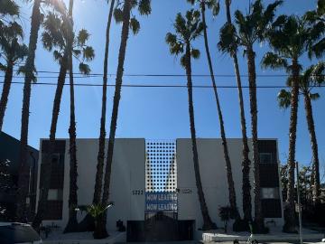 1 BR, 1 BA Apartment 5222 Lexington Ave Los Angeles, CA 90029