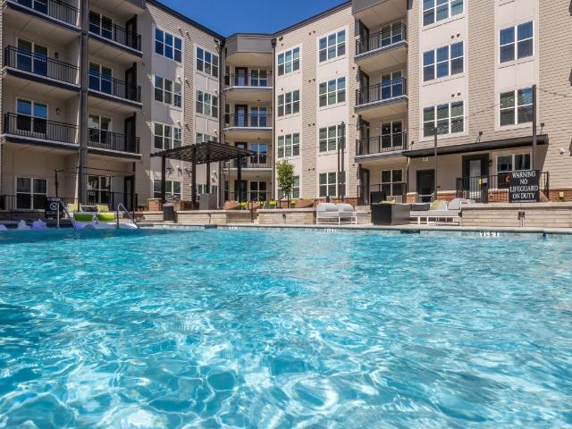 1 BR, 1 BA Apartment 525 East 21st Street Unit 476, Charlotte, NC 28206