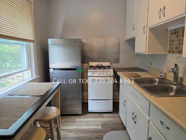 1 BR, 1 BA Apartment 531 W Lake Ave, Barberton, OH 44203