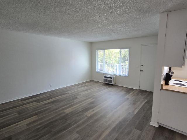 1 BR, 1 BA Apartment 5340 Adobe Falls Road Unit 5320 M, San Diego, CA 92120