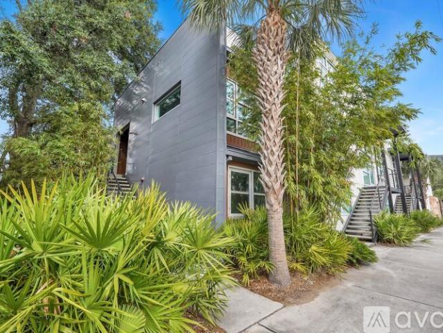 1 BR, 1 BA Apartment 536 Selma Street Apt B, Unit Frogstown, Savannah, GA 31401