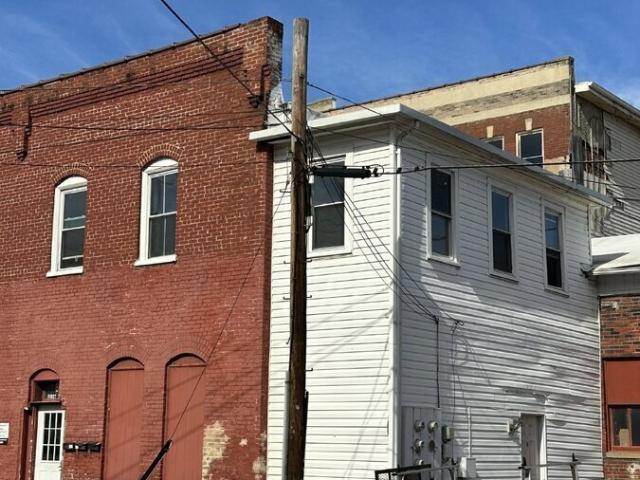 1 BR, 1 BA Apartment 5 1st St NE 1, Pulaski, VA 24301