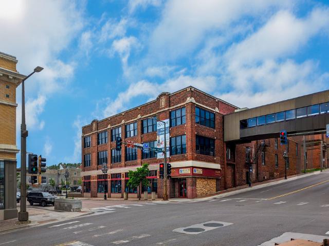 1 BR, 1 BA Apartment 5 W 1st St, Duluth, MN 55802