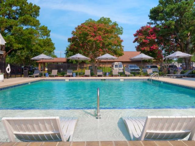 1 BR, 1 BA Apartment 640 Brighton Park Drive Unit 413 12, Greenville, NC 27834