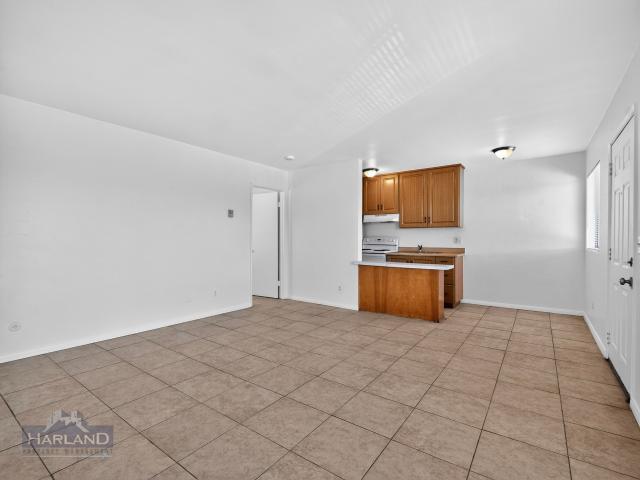 1 BR, 1 BA Apartment 640 E. 16th St. 16, National City, CA 91950