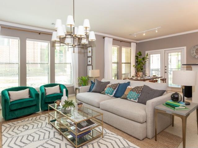 1 BR, 1 BA Apartment 6550 Shady Brook Lane Unit 00925, Dallas, TX 75206