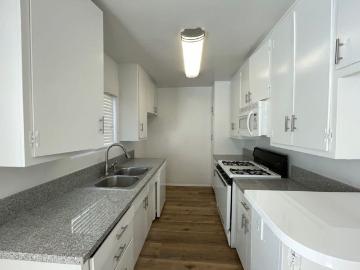1 BR, 1 BA Apartment 6632 Darby Avenue Unit 098#05, Reseda, CA 91335