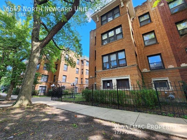 1 BR, 1 BA Apartment 6649 North Newgard Unit, Chicago, IL 60626
