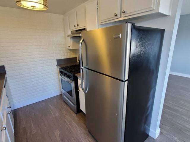 1 BR, 1 BA Apartment 664 W 12 Th St, Unit 206, Los Angeles, CA 90731