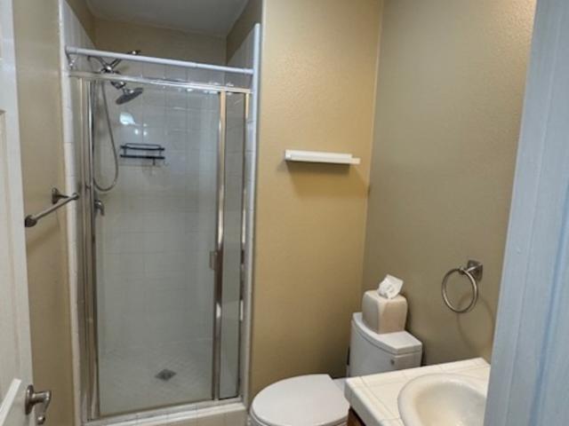 1 BR, 1 BA Apartment 6663 North Ofelia Drive, San Bernardino, CA 92407