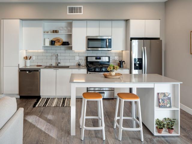 1 BR, 1 BA Apartment 6677w Santa Monica Boulevard Unit 004 4612, Los Angeles, CA 90038