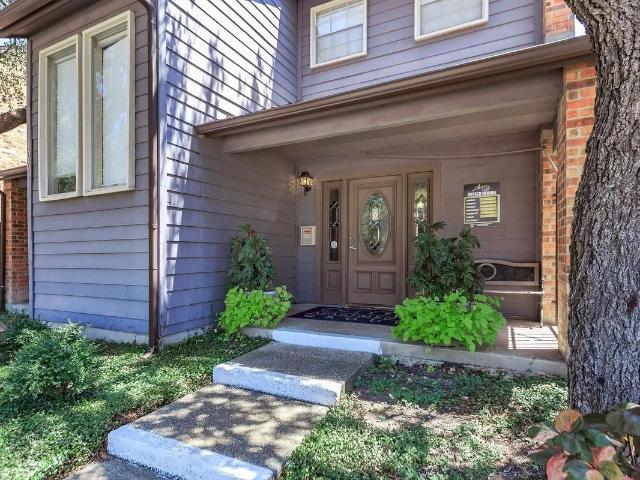 1 BR, 1 BA Apartment 6700 N Vandiver St Unit 401, San Antonio, TX 78209