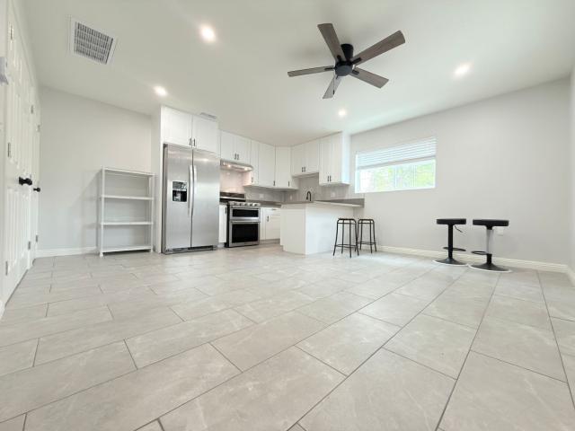 1 BR, 1 BA Apartment 6713 Goodland Ave, North Hollywood, CA 91606